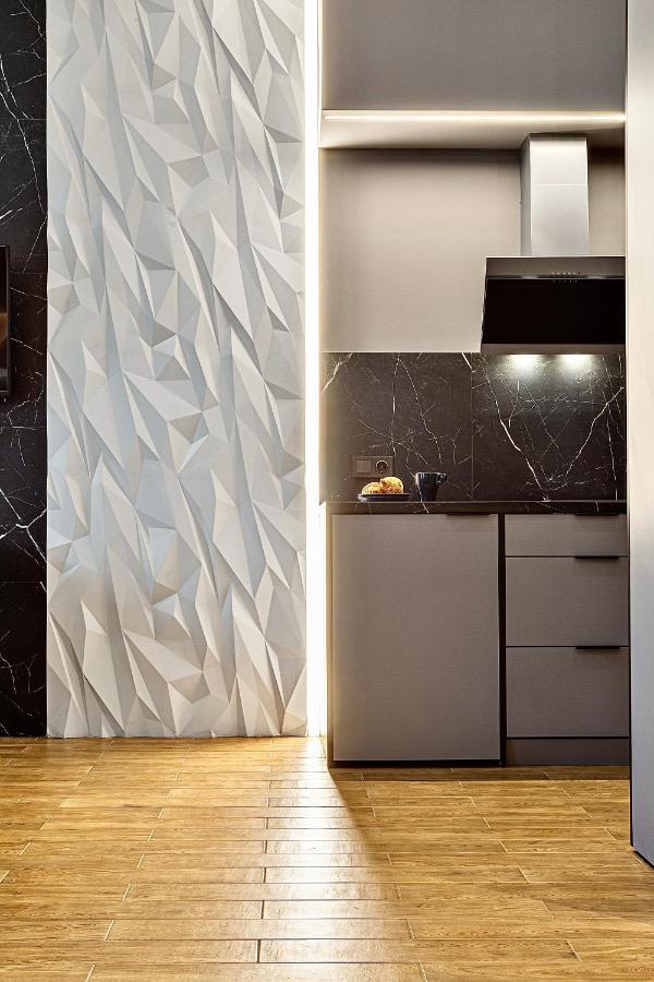 Central Family Boutique Apartments 2 Lviv Exteriör bild